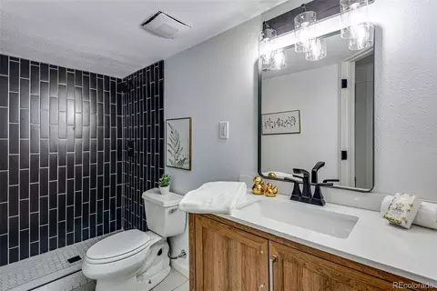 8777 Everett Cir, Arvada, CO 80005 photo 17