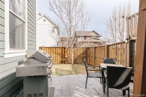 Exterior - 8072 E 49th Pl, Denver, CO 80238 photo 3 of 8