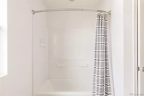 Bath - 8072 E 49th Pl, Denver, CO 80238 photo 5 of 5