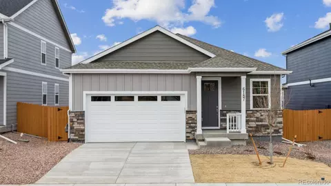 962 Tallus St, Lochbuie, CO 80603