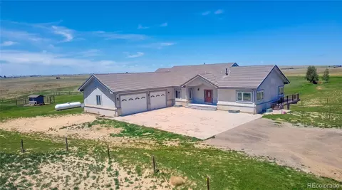 58989 E Chenango Pl, Strasburg, CO 80136
