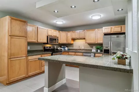 610 S Clinton St #3D, Denver, CO 80247