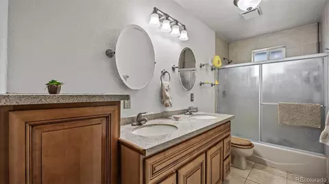 Bath - 1473 17 Rd, Fruita, CO 81521 photo 1 of 2