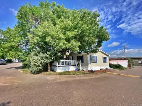 75 Zurich St, Golden, CO 80401