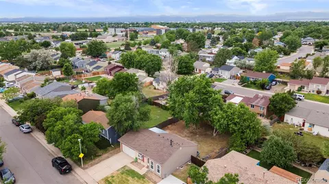 5167 Sable St, Denver, CO 80239 photo 4