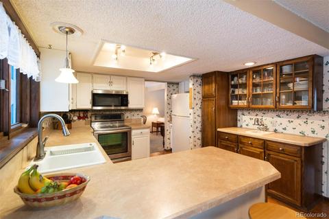 4060 S Willow Way, Denver, CO 80237 photo 5