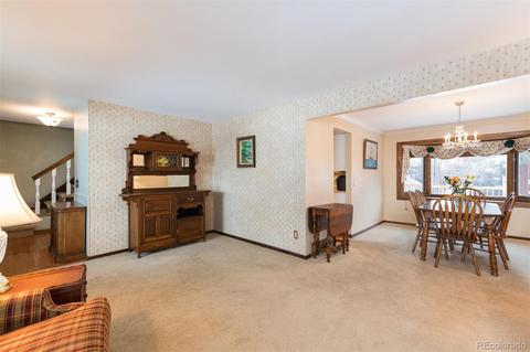 4060 S Willow Way, Denver, CO 80237 photo 6