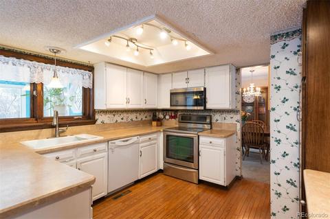 4060 S Willow Way, Denver, CO 80237 photo 3