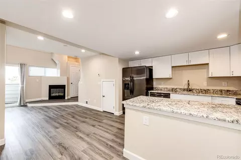 17004 E Tennessee Dr #212, Aurora, CO 80017
