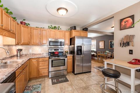 2821 Eppinger Blvd, Thornton, CO 80229 photo 11