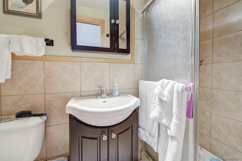 2460 Pierce St, Edgewater, CO 80214 photo 15
