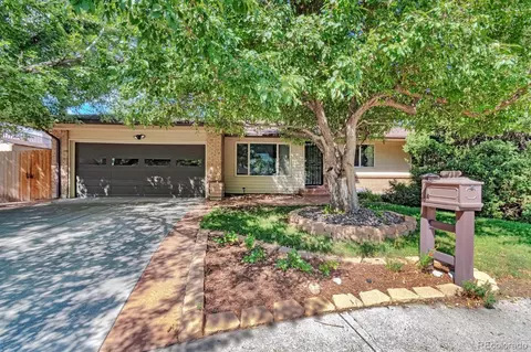 1815 S Zang Ct, Lakewood, CO 80228