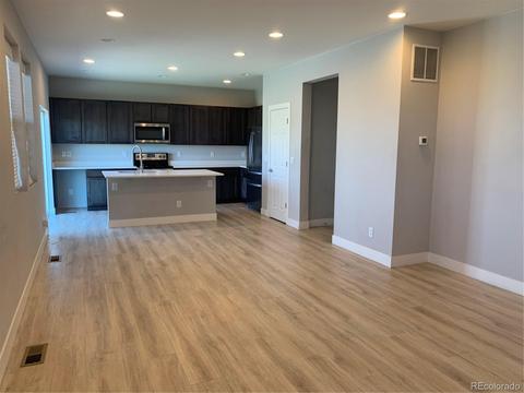15733 E Warner Dr, Denver, CO 80239 photo 13