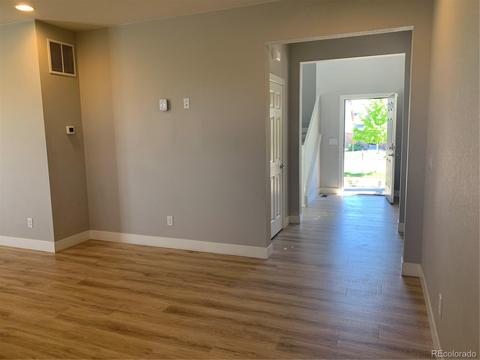 15733 E Warner Dr, Denver, CO 80239 photo 2
