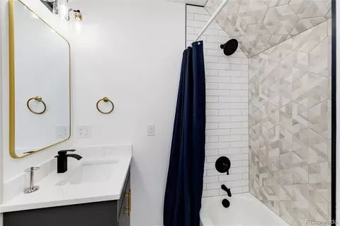 Bath - 2019 E 20th Ave, Denver, CO 80205 photo 3 of 6