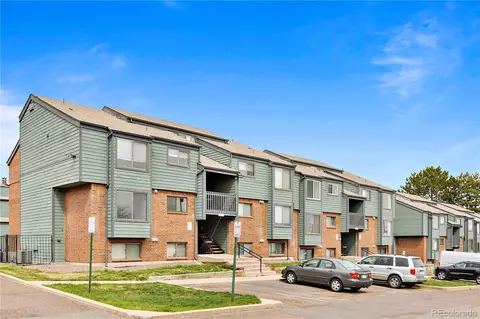 3518 S Depew St #201, Lakewood, CO 80235