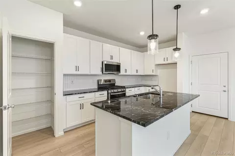 20690 E 58th Ave, Aurora, CO 80019 photo 11