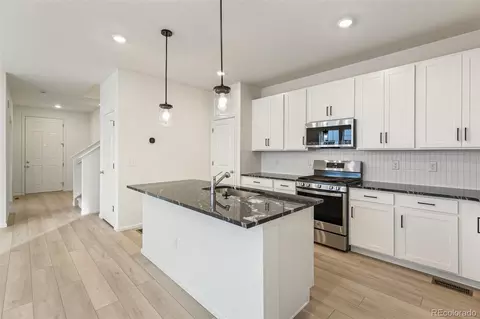 20690 E 58th Ave, Aurora, CO 80019 photo 8