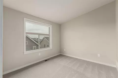 9015 E 49th Pl, Denver, CO 80238 photo 23