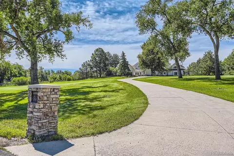 505 Rangeview Dr, Littleton, CO 80120