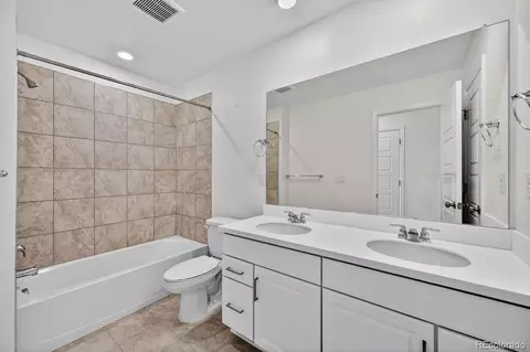 Bath - 17114 W 91st Ln, Arvada, CO 80007 photo 2 of 3