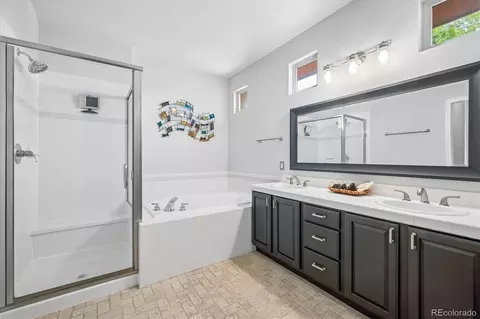 Bath - 5366 Flatrock Ct, Morrison, CO 80465 photo 1 of 3