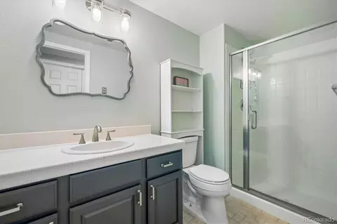Bath - 5366 Flatrock Ct, Morrison, CO 80465 photo 3 of 3
