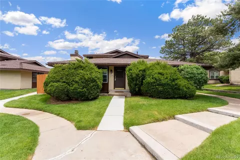 3827 S Fraser St, Aurora, CO 80014