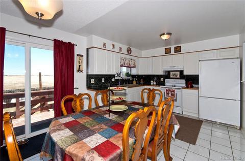 270 Elm St, Bennett, CO 80102 photo 8
