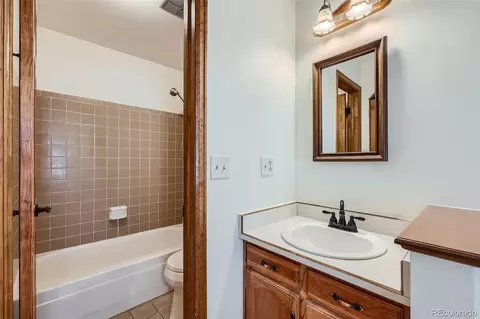 17998 E Bethany Pl, Aurora, CO 80013 photo 9