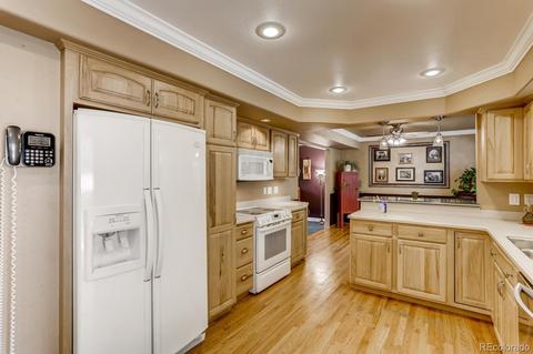 2597 S Eagle Cir, Aurora, CO 80014 photo 8