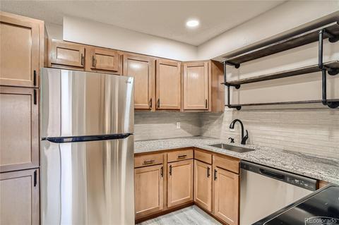 429 Wright St #311, Lakewood, CO 80228 photo 9