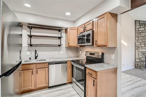 429 Wright St #311, Lakewood, CO 80228 photo 7