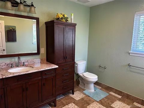 18562 E Bates Dr, Aurora, CO 80013 photo 13