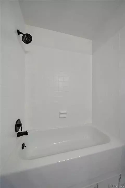 Bath - 8438 Everett Way #B, Arvada, CO 80005 photo 3 of 3