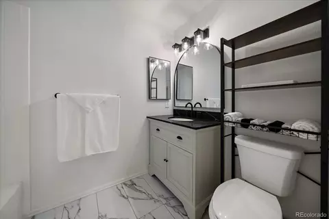 Bath - 8438 Everett Way #B, Arvada, CO 80005 photo 2 of 3