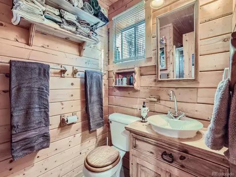 Bath - 139 Hayes Rd, Bailey, CO 80421 photo 1 of 2