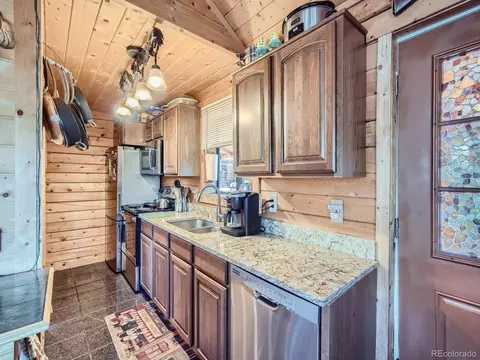 Kitchen - 139 Hayes Rd, Bailey, CO 80421 photo 2 of 3
