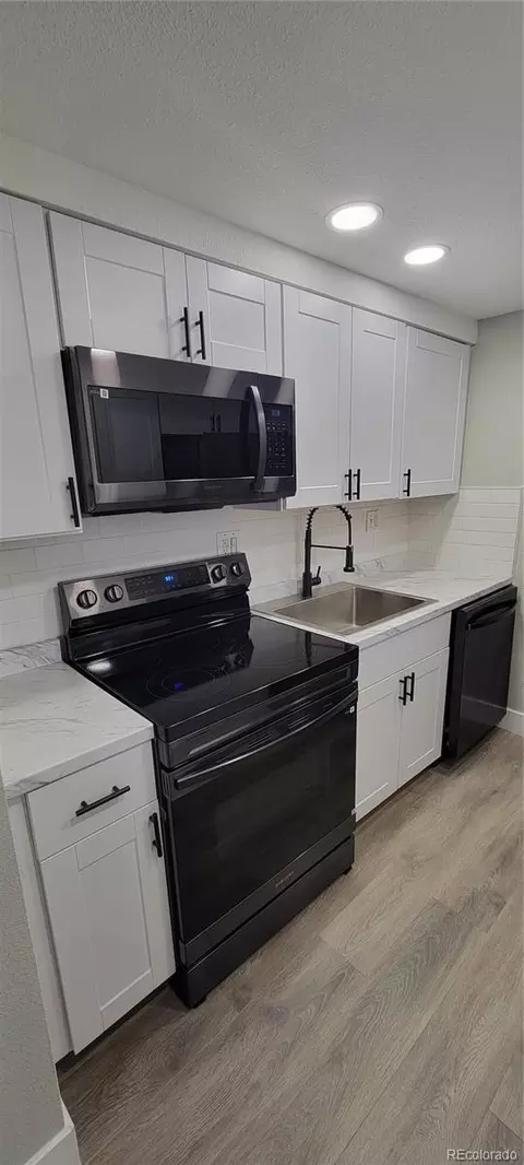 12140 Huron St #101, Denver, CO 80234