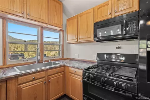 Kitchen - 88 Neal St, Bailey, CO 80421 photo 3 of 5