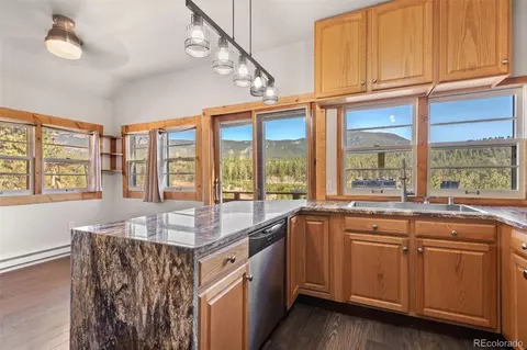 Kitchen - 88 Neal St, Bailey, CO 80421 photo 2 of 5