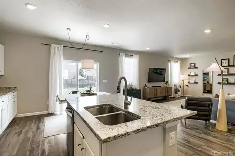 Kitchen - 27104 E Archer Ave, Aurora, CO 80018 photo 2 of 4