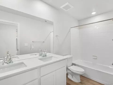Bath - 1206 Spring Creek Dr, Windsor, CO 80550 photo 4 of 4