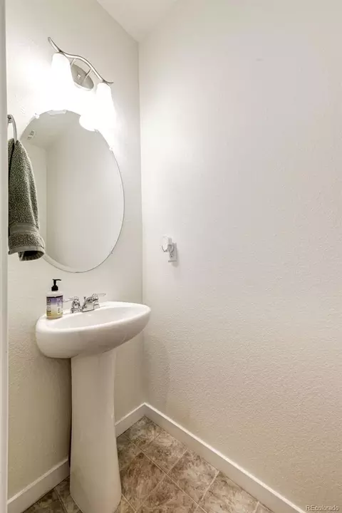 114 Coyote St, Bennett, CO 80102 photo 5