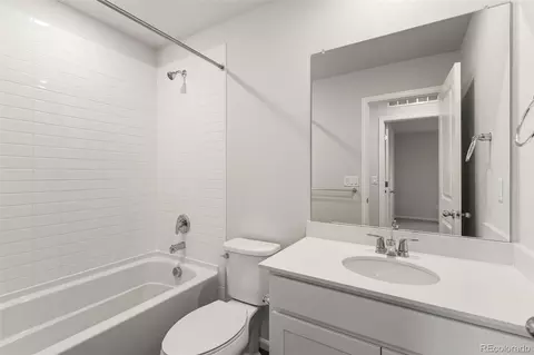 Bath - 24226 E 53rd Dr, Aurora, CO 80019 photo 1 of 4