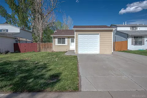 Exterior - 17593 E Temple Dr, Aurora, CO 80015 photo 1 of 13