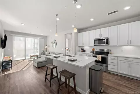 400 E Fremont Pl #204, Littleton, CO 80122