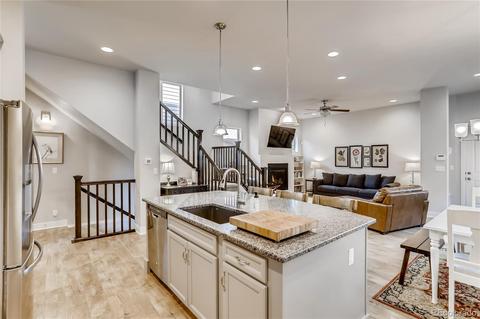 11409 E 25th Dr, Aurora, CO 80010 photo 11