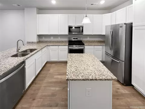 Kitchen - 14948 E Belleview Ave, Aurora, CO 80015 photo 1 of 4