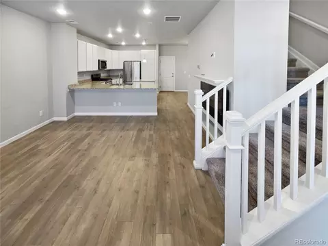 Living - 14948 E Belleview Ave, Aurora, CO 80015 photo 3 of 4